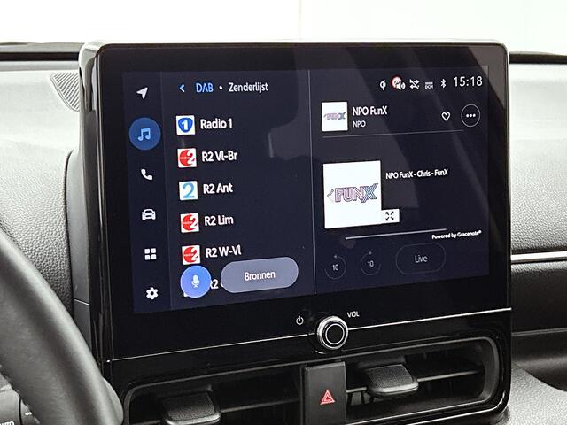Toyota YARIS 1.5 Hybrid 115 Dynamic Comfort Pack | BTW voertuig | Stoel+stuurverwarming | Parkeersensoren voor+achter | Dodehoek detectie | Draadloze telefoonlader | Apple CarPlay/Android Auto | Cruise Control Adaptive |