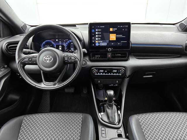 Toyota YARIS 1.5 Hybrid 130 Executive | Parkeersensor voor en achter | Head-up display |