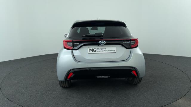 Toyota YARIS 1.5 Hybrid 115 Executive | Rijklaar | Dealeronderhouden | Stoelverwarming | Parkeersensoren