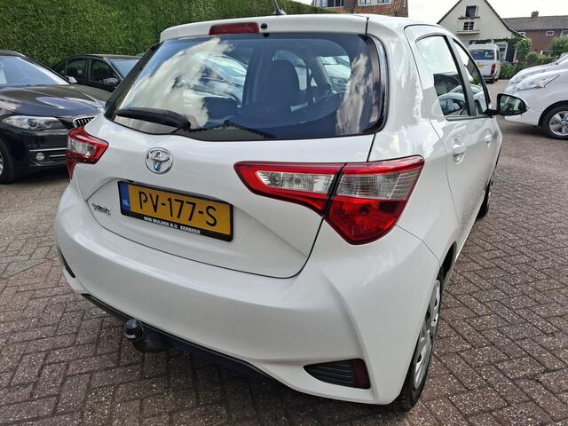 Toyota YARIS 1.5 VVT-i Aspiration CLIMAT/CRUISE/TREKHAAK AUTOMAAT 111PK