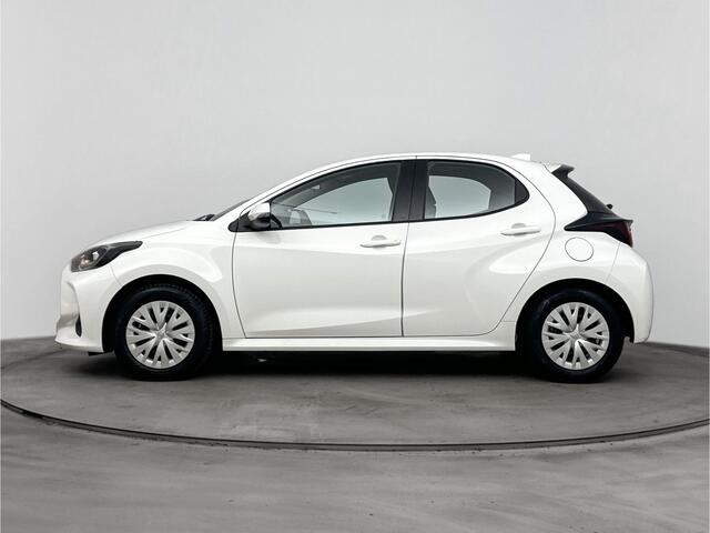 Toyota YARIS 1.5 Hybrid Active | Trekhaak | NL-Auto | Parkeercamera | *