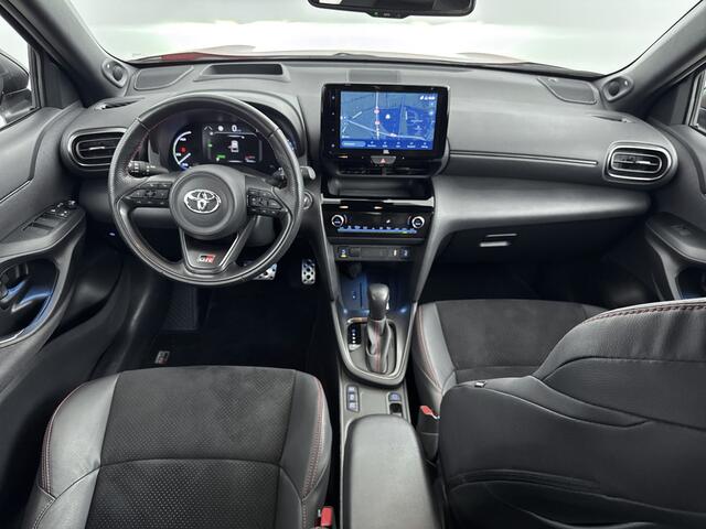 Toyota YARIS Cross 1.5 Hybrid GR Sport | JBL Audio | Stuur-Stoelverwarming | Elek. Kofferklep |