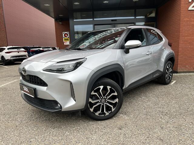 Toyota YARIS Cross 1.5 Hybrid 115 First Edition // ADAPT. CRUISE // KEYLESS // APPLE-ANDROID AUTO // CAMERA+SENSOREN // STOELVERWARMING //