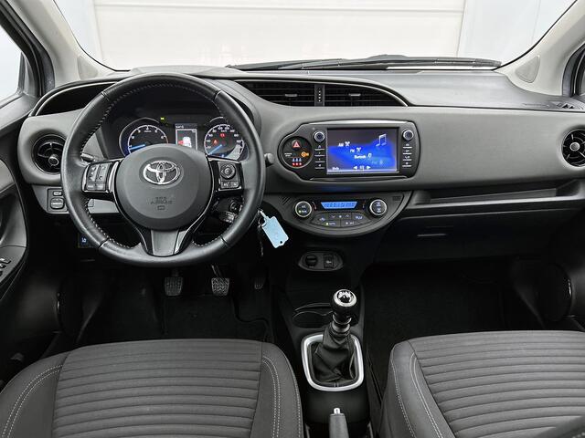 Toyota YARIS 1.5 VVT-i Aspiration | Dealer onderhouden | Climate Control | Cruise control | Achteruitrijcamera | Bluetooth |
