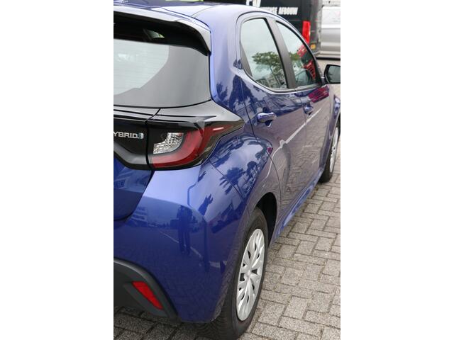 Toyota YARIS 1.5 Hybrid camera |carplay | airco | Cruise CTRL |