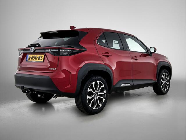 Toyota YARIS Cross 1.5 Hybrid Explore PDC | Stoel en Stuurverwarming | Trekhaak | 17LMV | Carplay | QI |