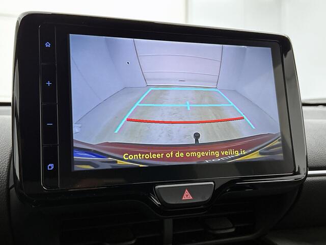 Toyota YARIS Cross 1.5 Hybrid Explore PDC | Stoel en Stuurverwarming | Trekhaak | 17LMV | Carplay | QI |