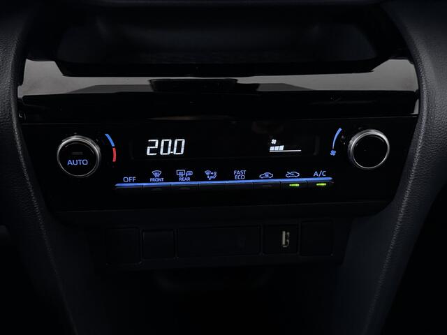 Toyota YARIS Cross 1.5 Hybrid First Edition | Navigatie | Trekhaak | Camera |