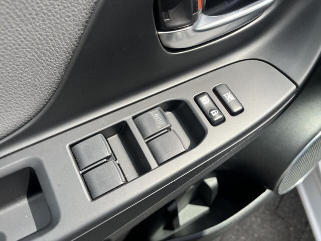 Toyota YARIS 1.5 Hybrid Y20 | Navigatie | Achteruitrijcamera | Cruise control
