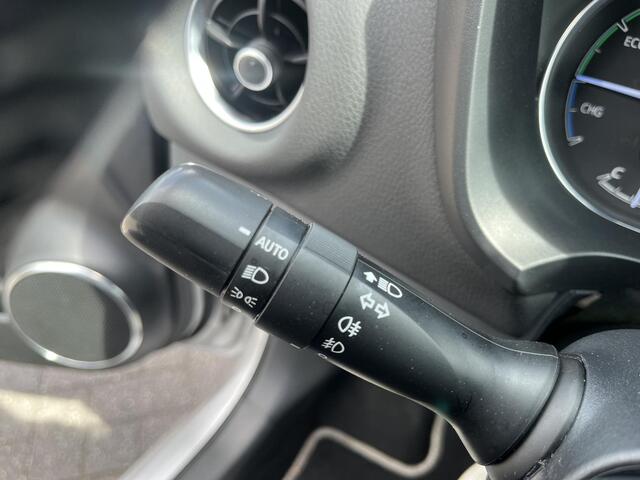 Toyota YARIS 1.5 Hybrid Y20 | Navigatie | Achteruitrijcamera | Cruise control