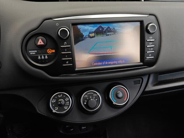 Toyota YARIS 1.5 VVT-i Des. CAMERA / TREKHAAK / LANE ASSIST