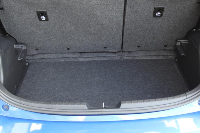 Toyota YARIS 1.5 Hybrid Dynamic | Rijklaar | Stoelverw. | Clima | Cruise | Mistlampen | LM-velgen | Dealer onderhouden