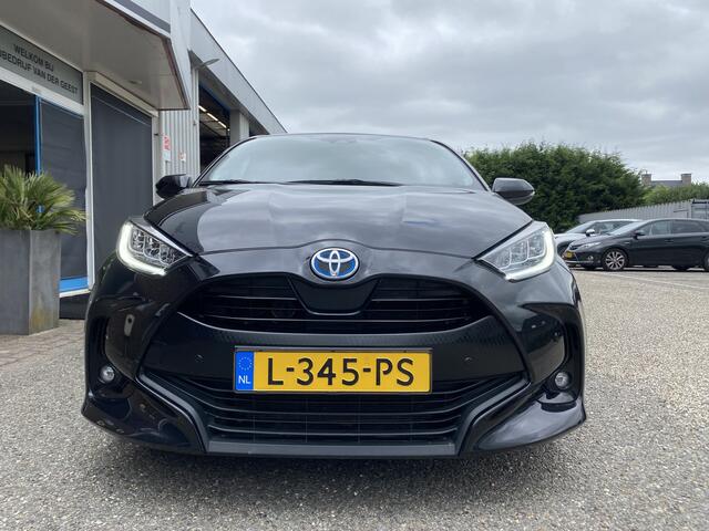 Toyota YARIS 1.5 Hybrid Style / Apple Carplay & Android / Camera / Clima / Stoelverwarming