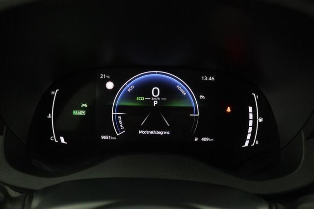 Toyota YARIS Cross 1.5 Hybrid 115 Dynamic | Comfort pack | Parkeersensoren | Stuur en stoel verwarming |