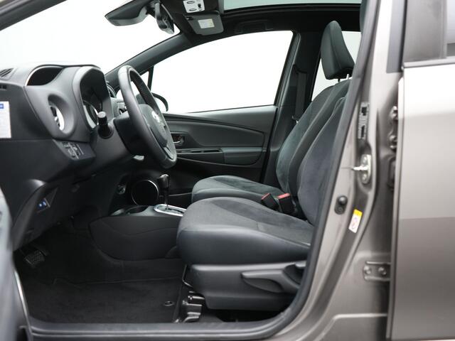 Toyota YARIS 1.5 Hybrid Executive Panoramadak | Cruise Control |