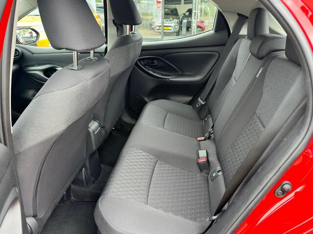 Toyota YARIS 1.5 Hybrid Dynamic | Rijklaar | Navigatie