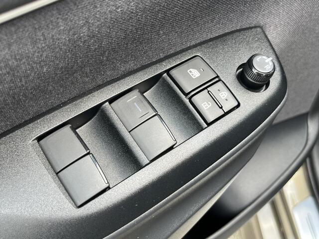Toyota YARIS 1.5 Hybrid 115 Dynamic