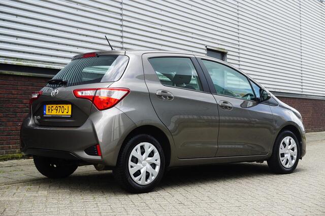 Toyota YARIS 1.0 VVT-i Comfort/2e Eigenaar/All-season/NL Auto!