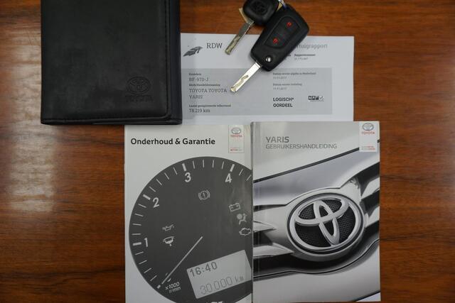Toyota YARIS 1.0 VVT-i Comfort/2e Eigenaar/All-season/NL Auto!