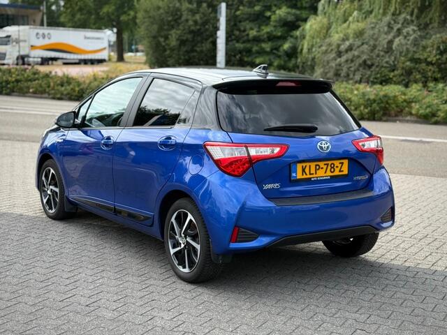 Toyota YARIS 1.5 HYBRID A/T CAMERA BI-TONE