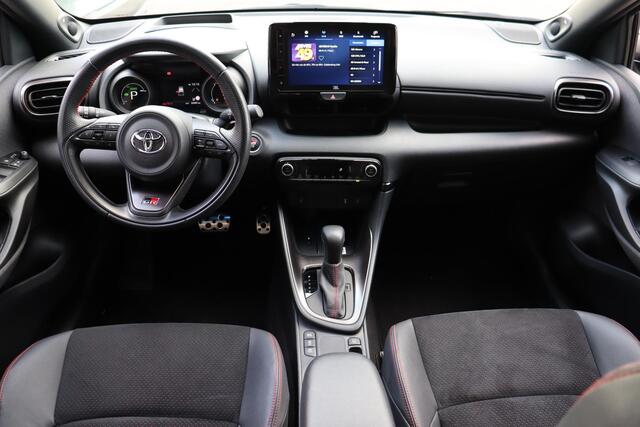 Toyota YARIS 1.5 Hybrid GR Sport, Head Up Display, JBL