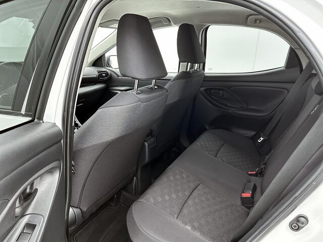 Toyota YARIS Hybrid 115 Dynamic | Navigatie | 16" Lichtmetalen velgen |