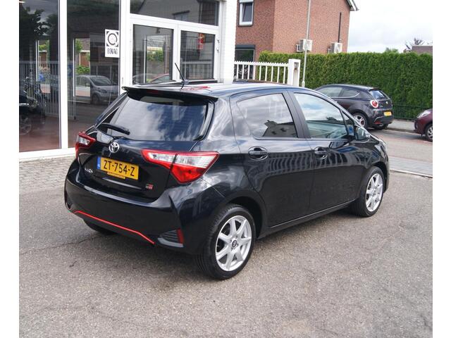Toyota YARIS 1.5 VVT-i Active Navi,Camera,cruise,Clima,RIJKLAARPRIJS!!