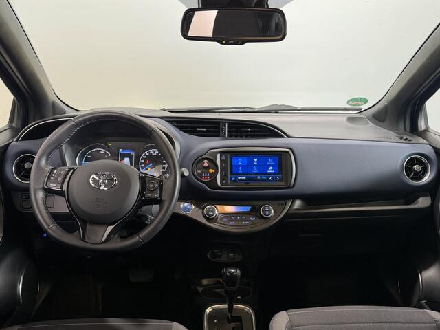 Toyota YARIS 1.5 Hybrid Bi-Tone | CarPlay | Cruise Control | AC |
