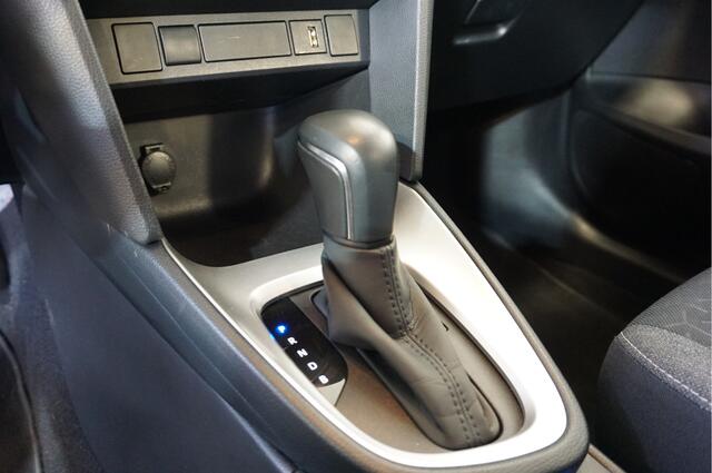 Toyota YARIS Cross 1.5 Hybrid adaptive cruise control | android auto / apple carplay