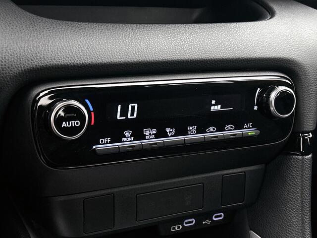 Toyota YARIS 1.5 Hybrid 115 Active | NL-Auto | Parkeercamera | Cruise Control Adaptief |