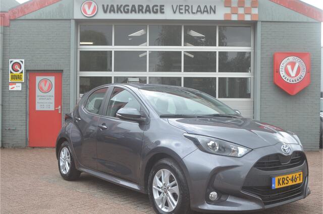Toyota YARIS 1.5 Hybrid 115 L.M. velgen, camera, gar.