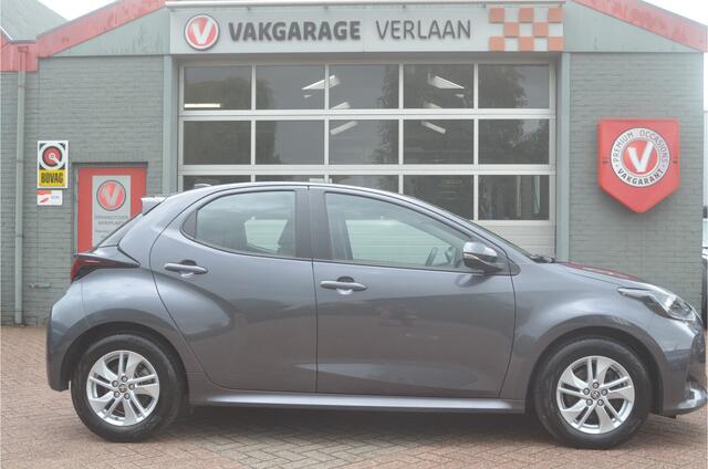 Toyota YARIS 1.5 Hybrid 115 L.M. velgen, camera, gar.