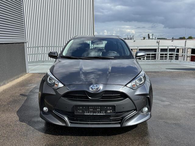 Toyota YARIS 1.5 Hybrid 115 Business Plus Parkeersensoren voor + achter, Stoelverwarming & Stuurwiel verwarmd, Apple Carplay en/of Android auto navigatie, Adaptieve cruise control