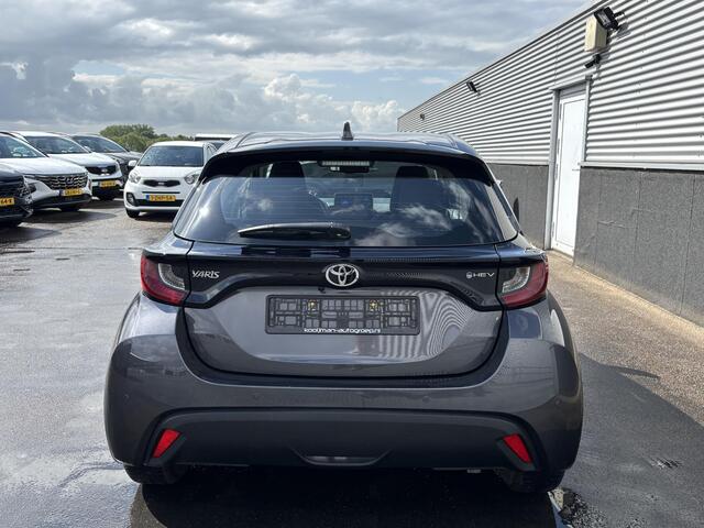 Toyota YARIS 1.5 Hybrid 115 Business Plus Parkeersensoren voor + achter, Stoelverwarming & Stuurwiel verwarmd, Apple Carplay en/of Android auto navigatie, Adaptieve cruise control