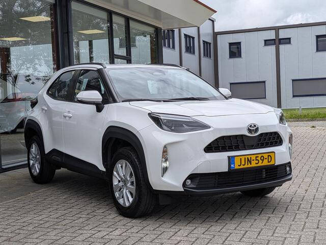Toyota YARIS Cross 1.5 Hybrid 115 Active Plus | Stoel- Stuurverwarming | Camera | Adapt. Cruise | Climate control | Carplay
