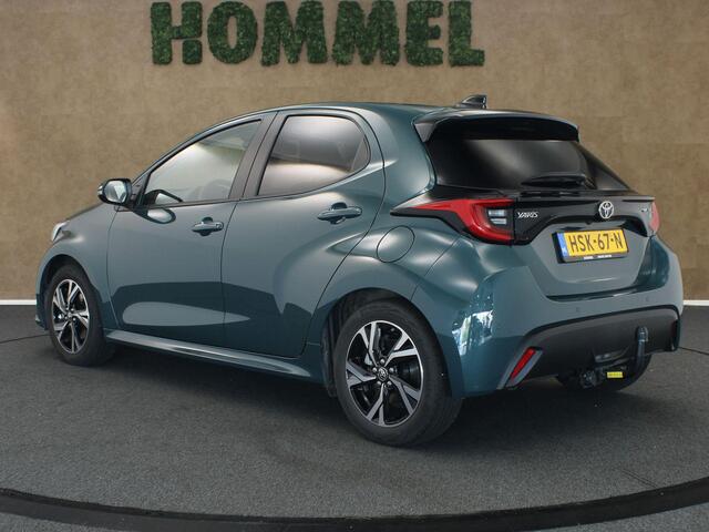 Toyota YARIS 1.5 Hybrid 115 Dynamic - ORIGINEEL NEDERLANDSE AUTO - TREKHAAK - STOEL- EN STUURVERWARMING! - PARKEERSENSOREN VOOR EN ACHTER - DRAADLOZE TELEFOONLADER