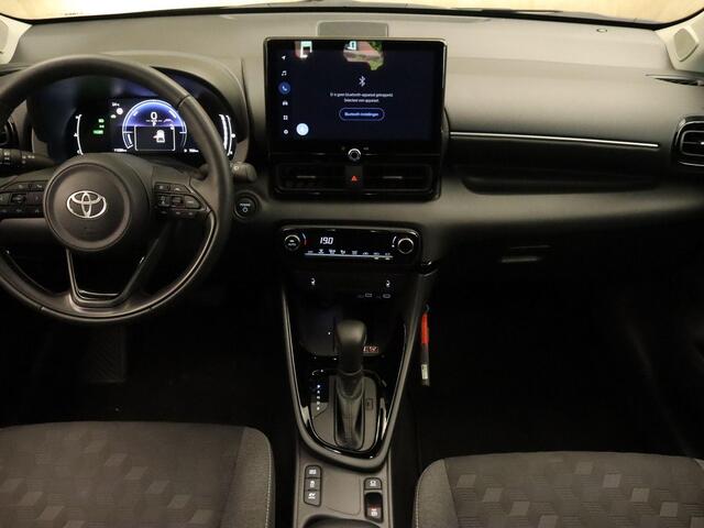Toyota YARIS 1.5 Hybrid 115 Dynamic - ORIGINEEL NEDERLANDSE AUTO - TREKHAAK - STOEL- EN STUURVERWARMING! - PARKEERSENSOREN VOOR EN ACHTER - DRAADLOZE TELEFOONLADER