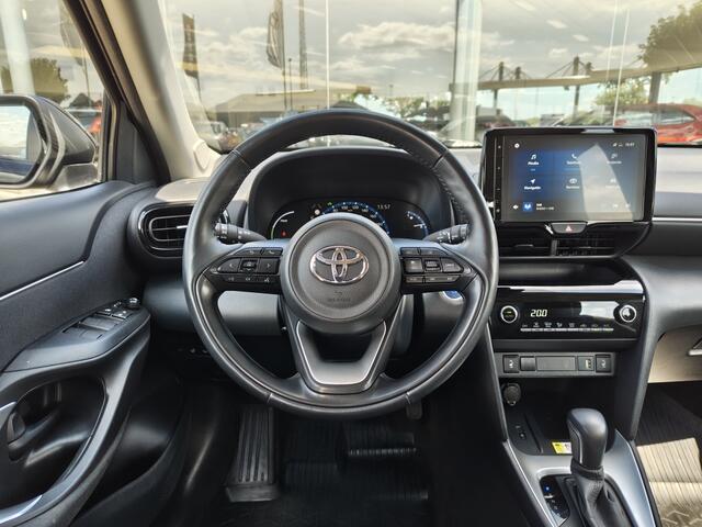 Toyota YARIS Cross 1.5 Hybrid Dynamic | Trekhaak | Sensoren v/a | HUD | El. Achterklep | BSM