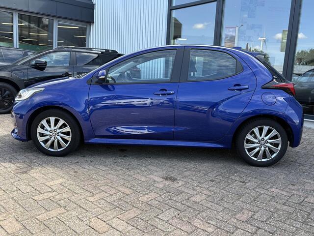 Toyota YARIS 1.5 Hybrid 115 Business