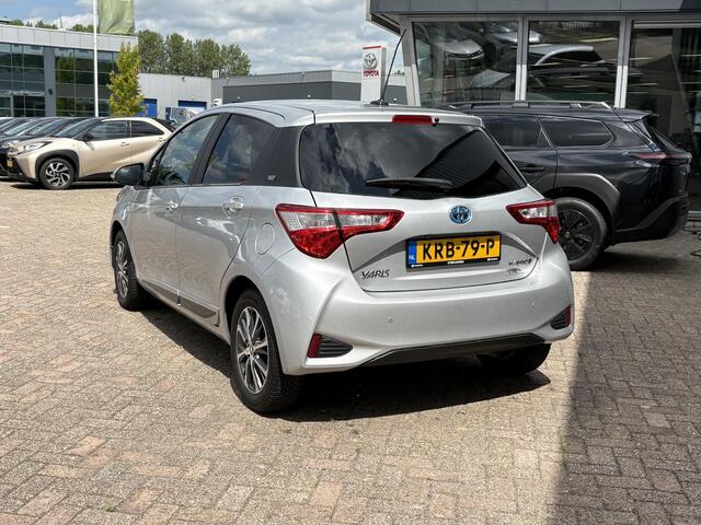 Toyota YARIS 1.5 Hybrid Dynamic Y20