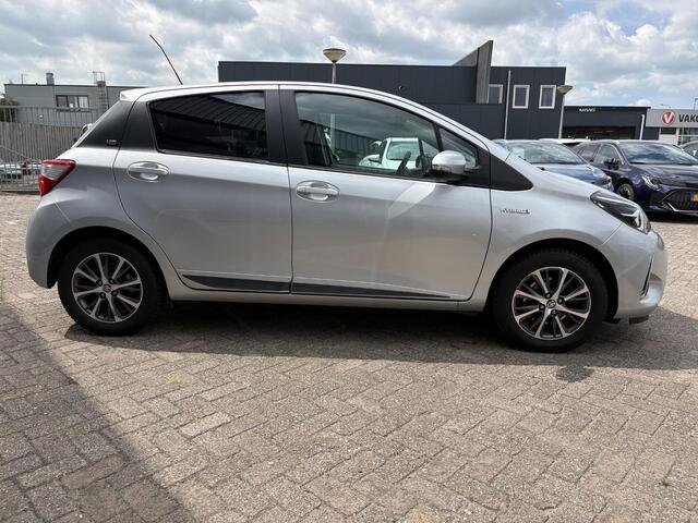 Toyota YARIS 1.5 Hybrid Dynamic Y20