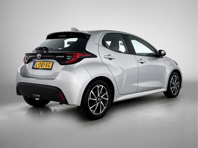 Toyota YARIS 1.5 Hybrid TeamNL | Dealer onderhouden | Navigatie | Parkeersensoren voor+achter | Apple CarPlay/Android auto | Cruise Control Adaptive | Climate control | Achteruitrijcamera |