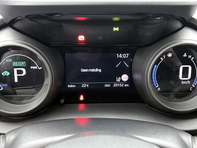 Toyota YARIS 1.5 Hybrid TeamNL | Dealer onderhouden | Navigatie | Parkeersensoren voor+achter | Apple CarPlay/Android auto | Cruise Control Adaptive | Climate control | Achteruitrijcamera |