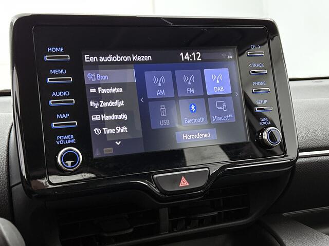 Toyota YARIS 1.5 Hybrid TeamNL | Dealer onderhouden | Navigatie | Parkeersensoren voor+achter | Apple CarPlay/Android auto | Cruise Control Adaptive | Climate control | Achteruitrijcamera |