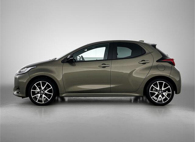 Toyota YARIS 1.5 Hybrid Executive Premium Pack | Dealer onderhouden | Trekhaak afneembaar | Panoramadak | JBL | Head-Up Display | Stoel+stuurverwarming | Dodehoek detectie | Parkeersensoren voor+achter |