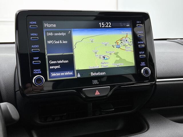 Toyota YARIS 1.5 Hybrid Executive Premium Pack | Dealer onderhouden | Trekhaak afneembaar | Panoramadak | JBL | Head-Up Display | Stoel+stuurverwarming | Dodehoek detectie | Parkeersensoren voor+achter |