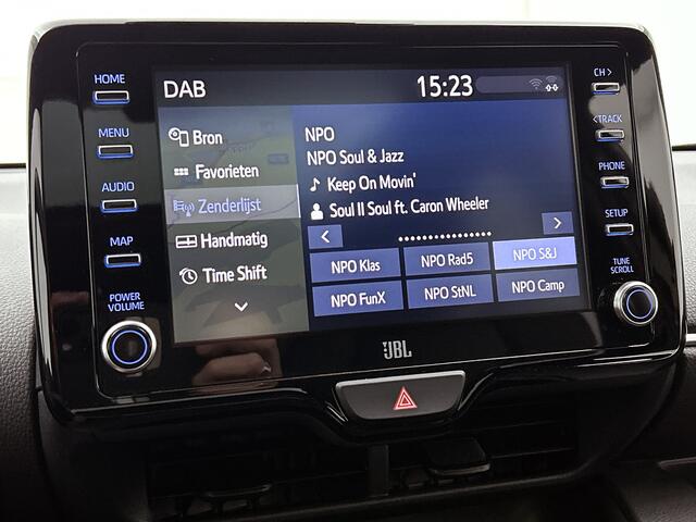 Toyota YARIS 1.5 Hybrid Executive Premium Pack | Dealer onderhouden | Trekhaak afneembaar | Panoramadak | JBL | Head-Up Display | Stoel+stuurverwarming | Dodehoek detectie | Parkeersensoren voor+achter |