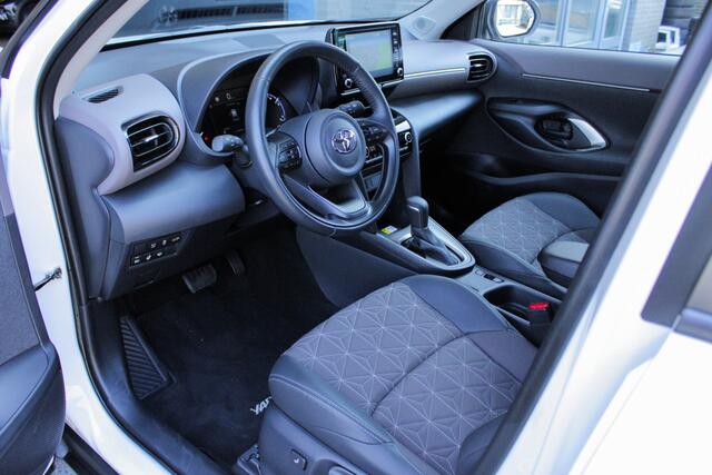 Toyota YARIS Cross 1.5 Hybrid Executive |trekhaak|elek klep|360|navigatie|voorruitverwarming|