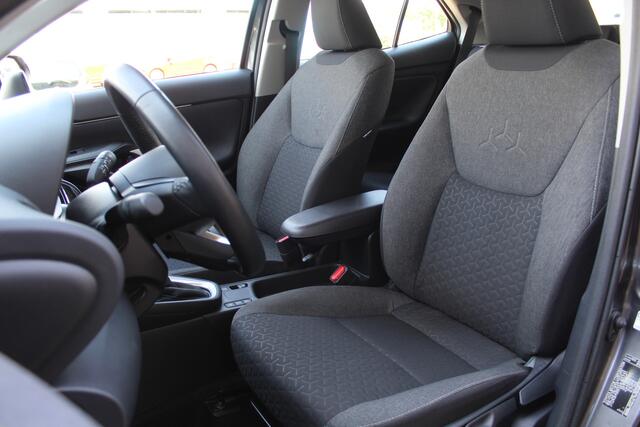 Toyota YARIS Cross 1.5 Hybrid Dynamic Special | Rijklaar | Head Up | Blind Spot | Sensoren v+a | Stoel-/stuurverw. | LED | Keyless | Apple/Android
