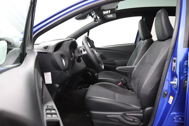 Toyota YARIS 1.5 Hybrid Premium | Panoramadak | Keyless Entry | Led Verlichting | Navigatie |